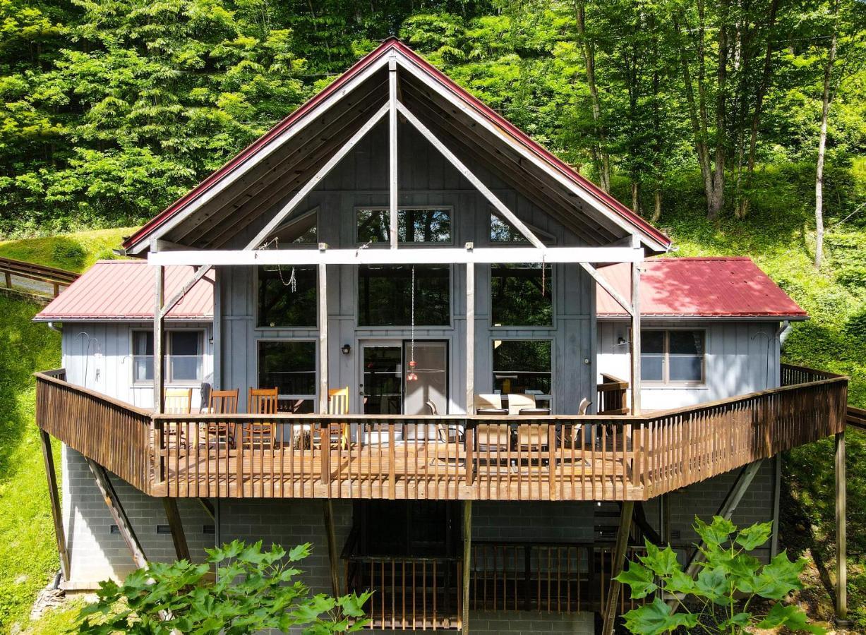 Wolf Ridge Retreat Villa Swiss Exterior foto